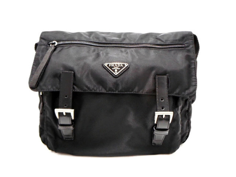 Prada bag Hobo black